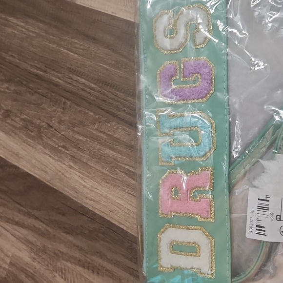 Clear Chennille Letter Medicine Bag. Waterproof Zipper Pouch Wrist Strap NWT - Picture 2 of 4